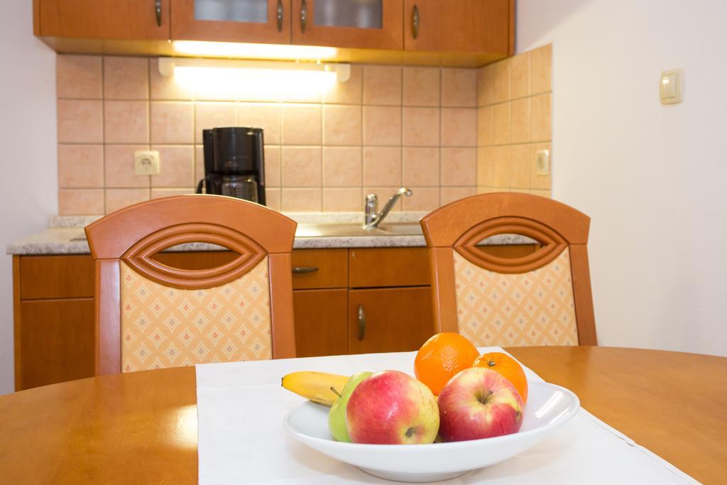 Apartment Astoria Rab Town
