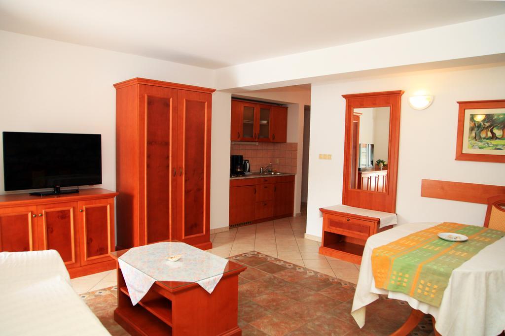 Astoria Apartment